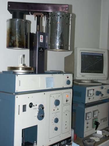 Derivatograph MOM Q-1500 D ( Paulik-Paulik-Erdey ) after computerization